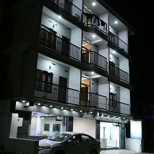 https://v-m-j-dwellings.kerala-hotels.net